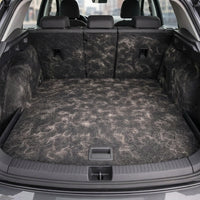 Kofferraum voller Tierhaare vorher
