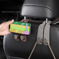 Praktische Ablage für Handy und Taschen im Auto